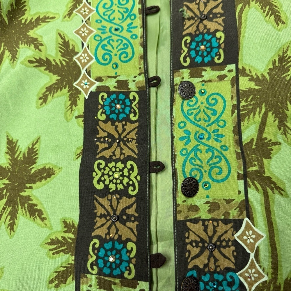 City Girl Vacation Tropical Palm Tree Green Brown Button Down Shirt Vintage Y2K - Picture 8 of 12